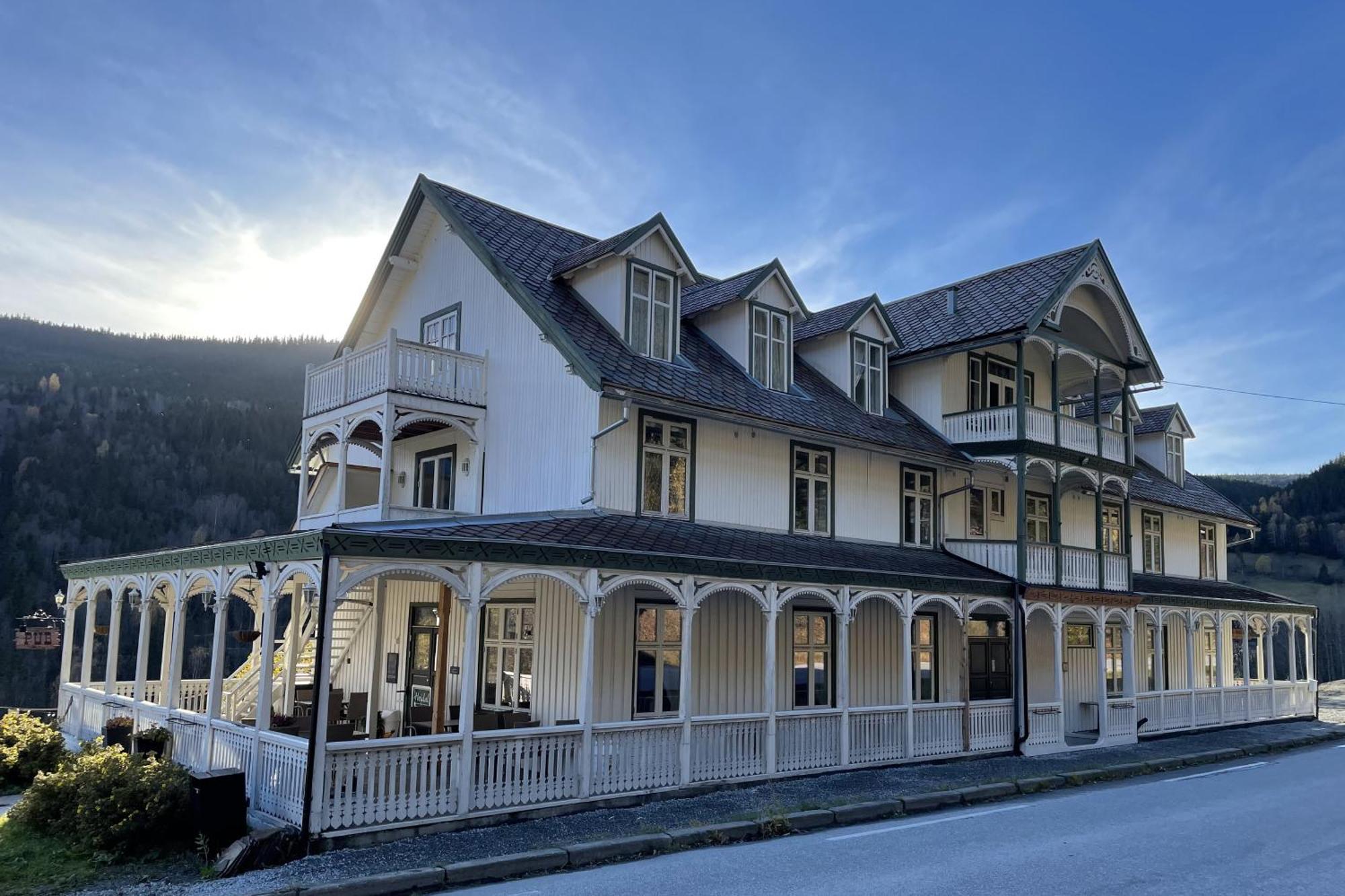 Heartbreak Hotel Nedre Heidal Exterior foto